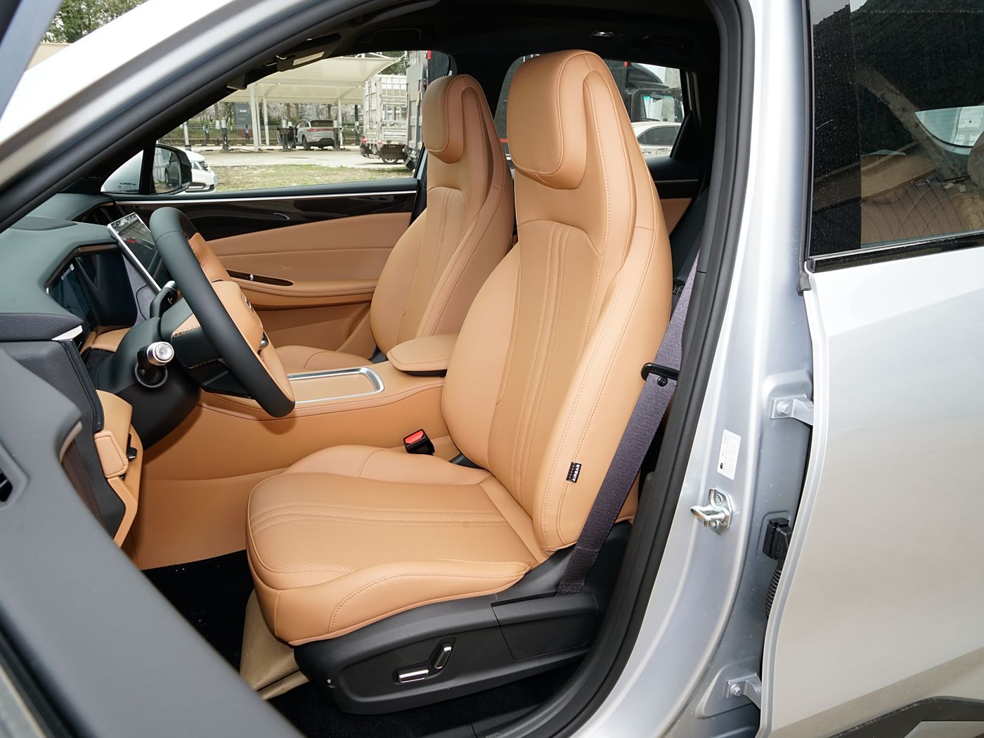 Geely Galaxy L7 2025 EM-i 115km