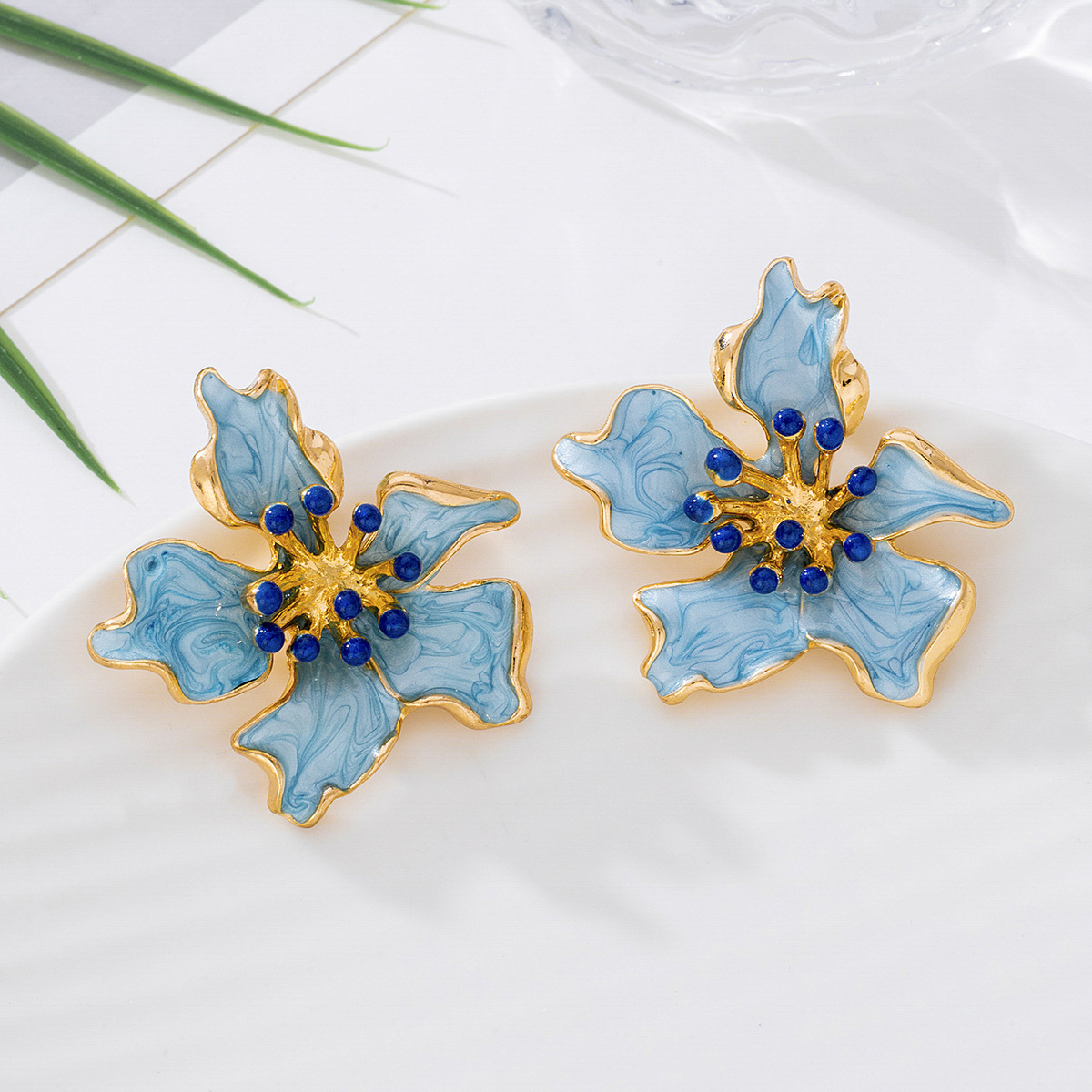 Women's Retro Irregular Color Drip Oil Flower Earrings