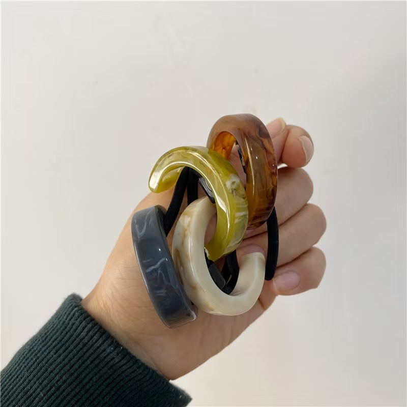 Geometric Semi-Circular Buckle Ponytail Rubber Band