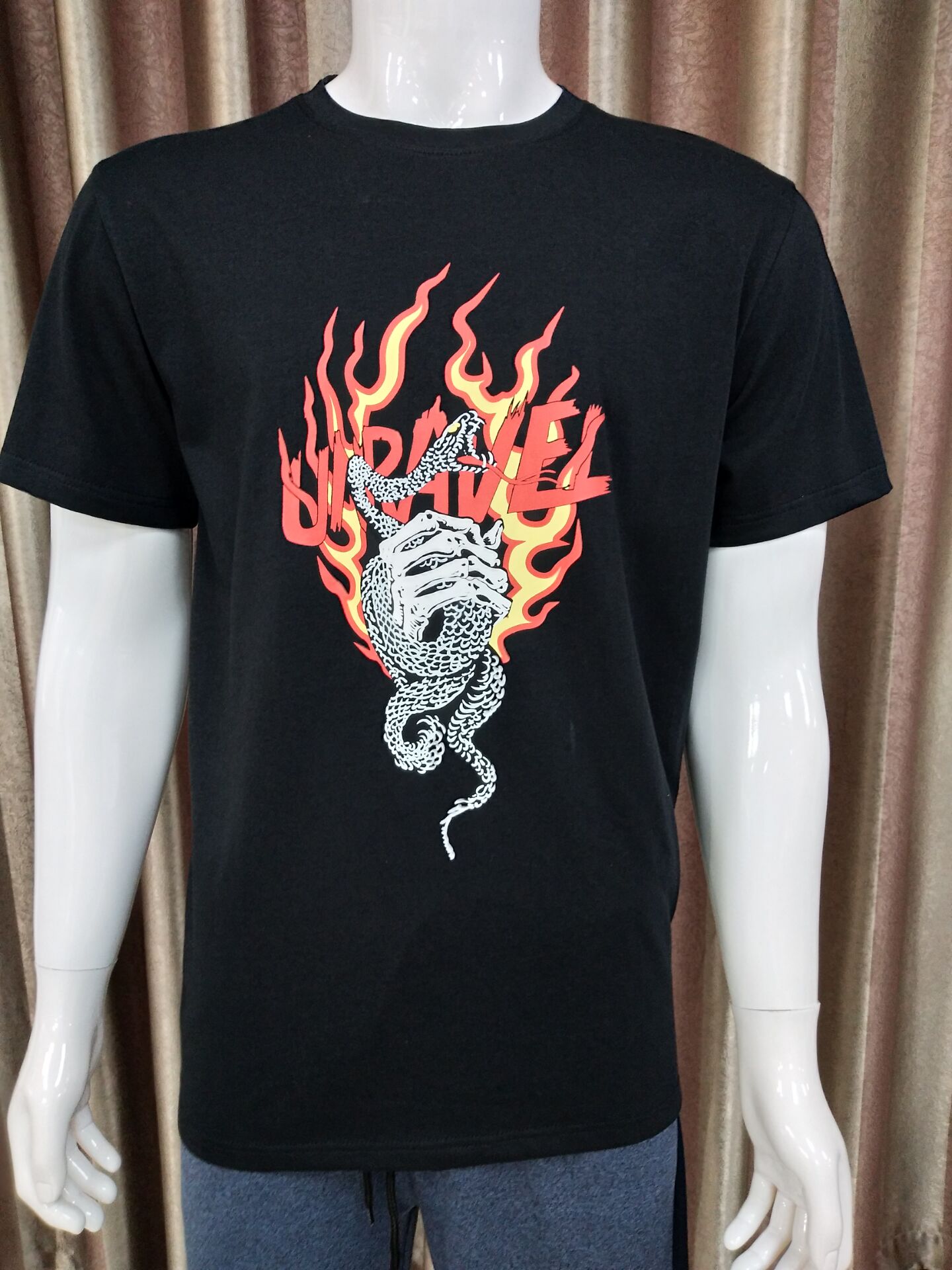 Fashion Short Sleeve T-Shirt with Rubber Print