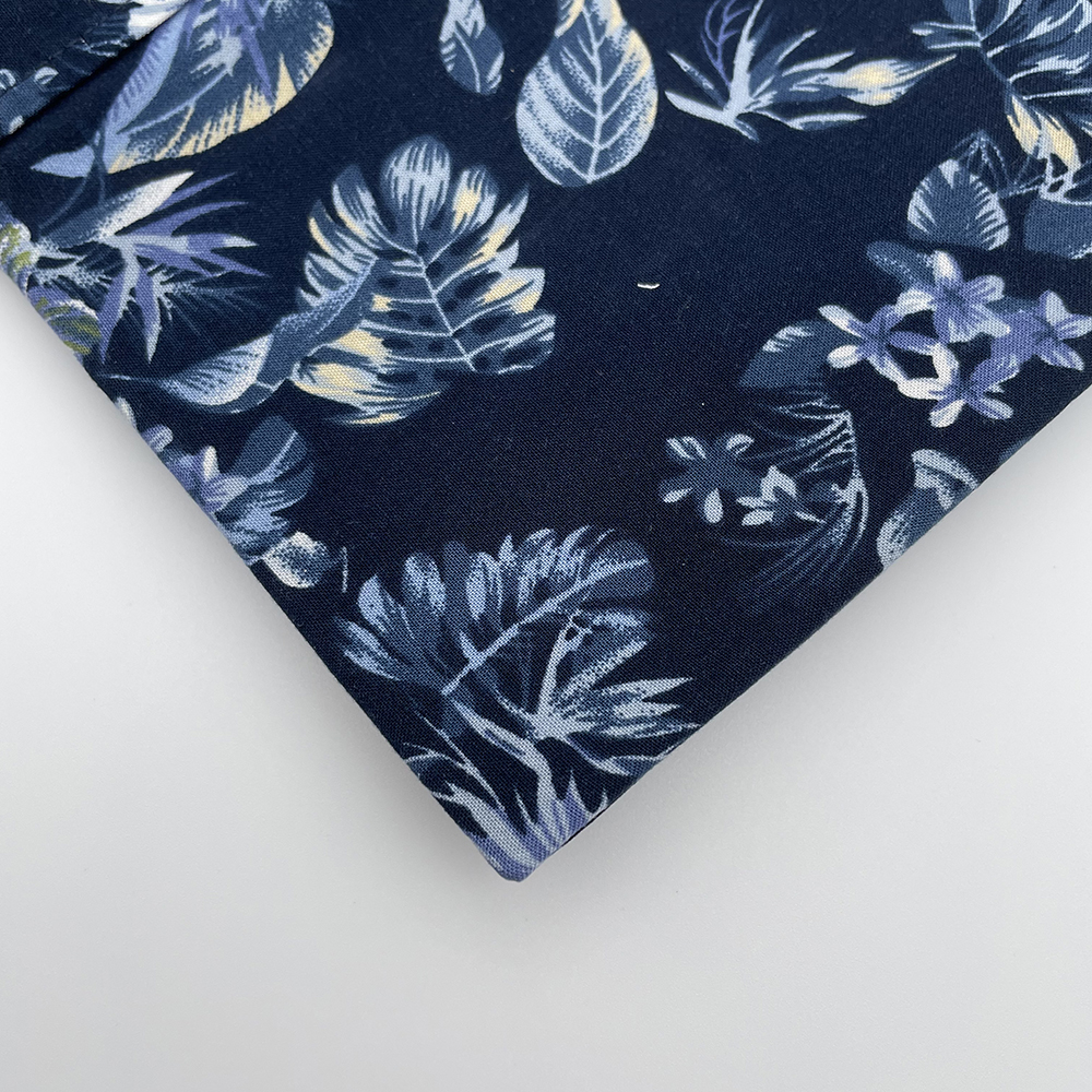 Men's Short Sleeve Leaf Pattern Viscose Woven Shirt