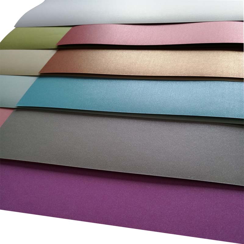 Pearlescent Metallic Paper for Gift Wrapping and Crafts