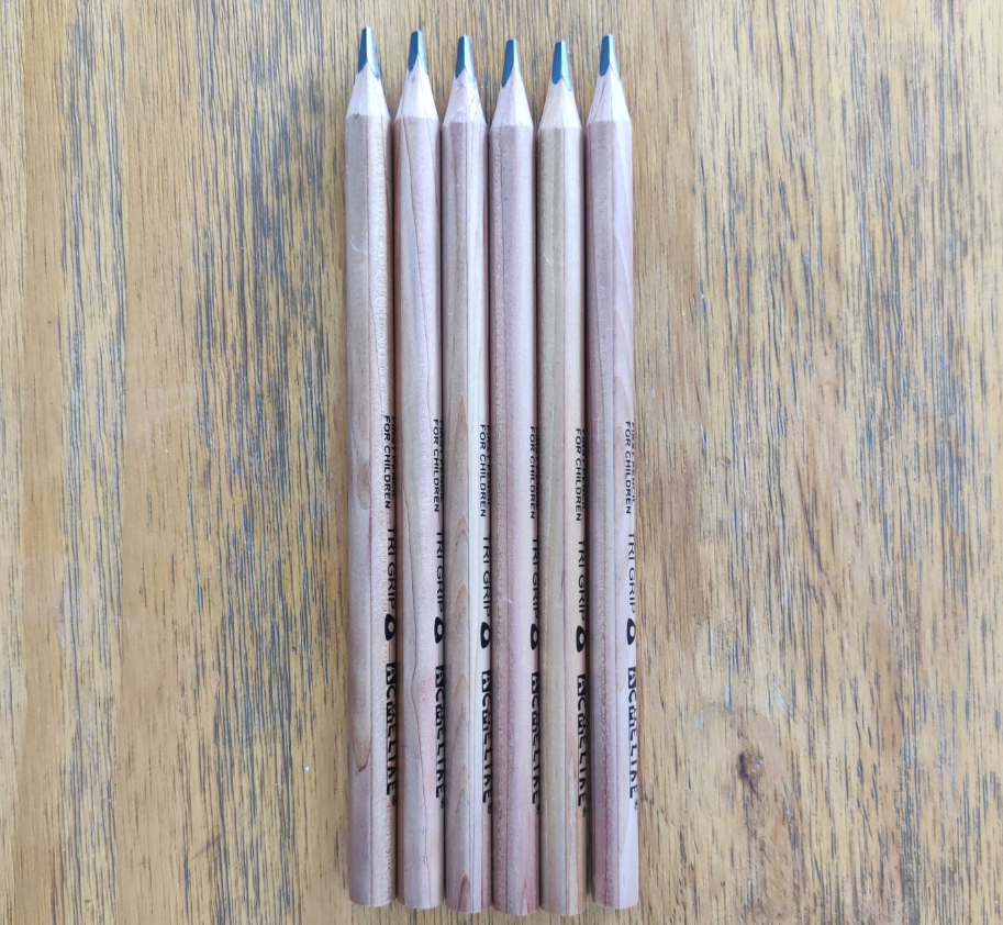 Cedar wood graphite pencil