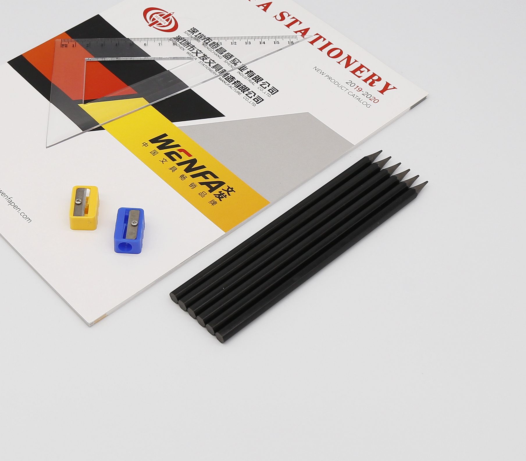 Recycled Material HB Pencils with Customized Packaging
