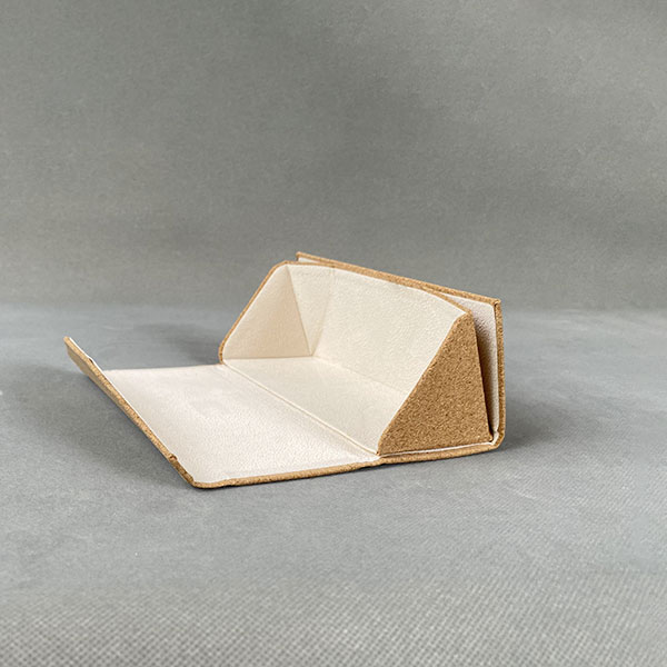 Foldable Cork Glasses Case with Natural Antique Finish