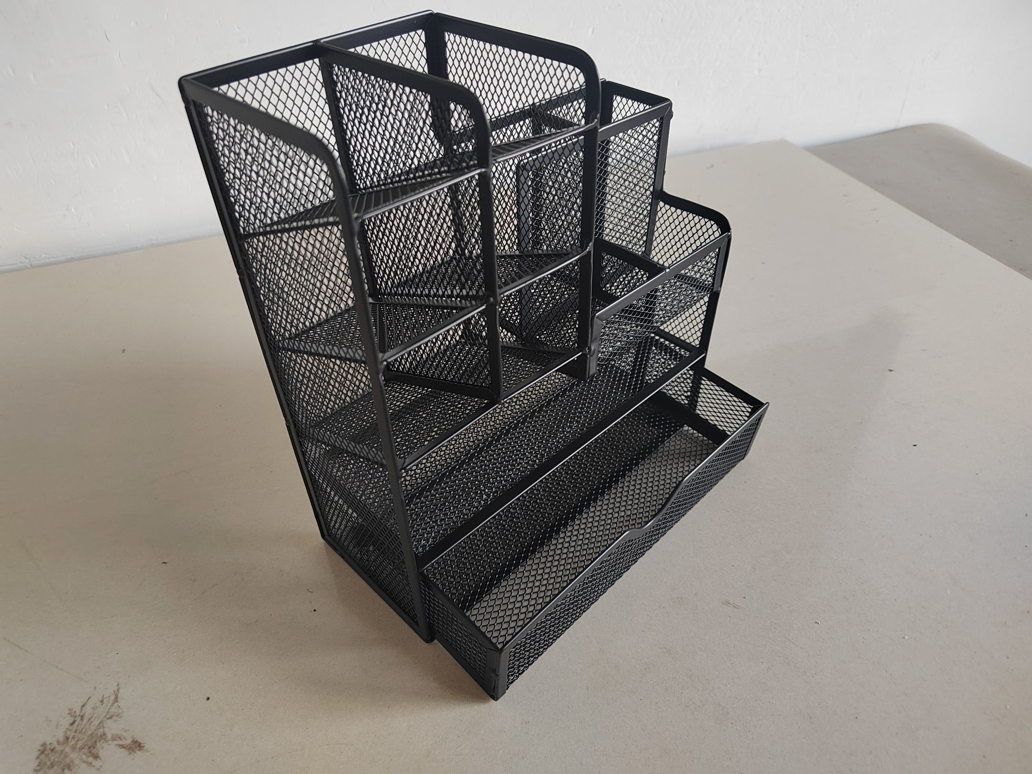 Desktop storage box