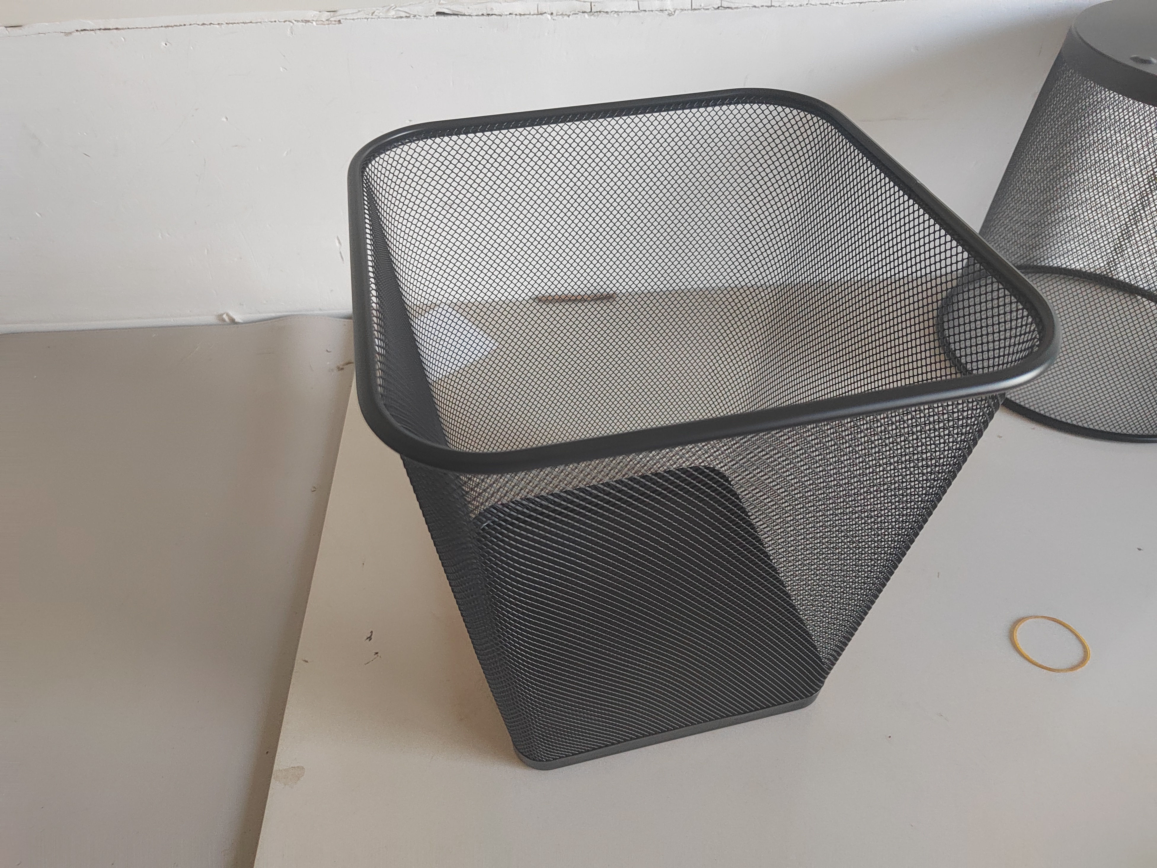 Wastepaper basket