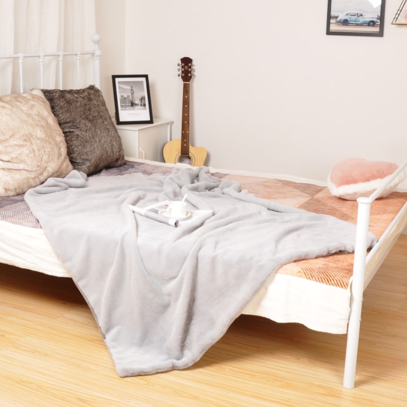 Luxury Faux Fur Rabbit Throw Blankets