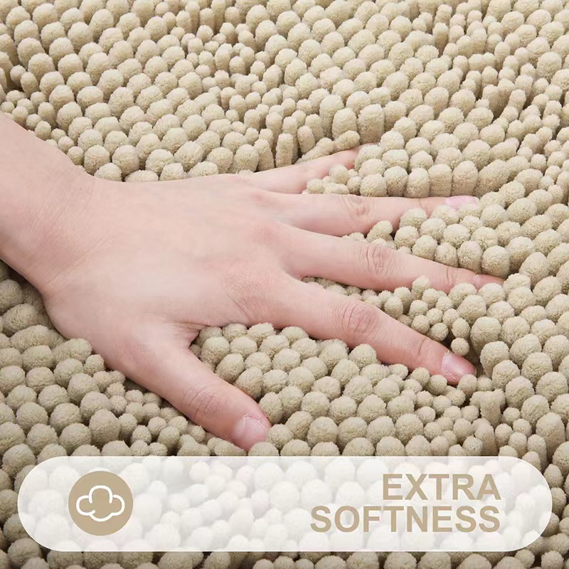 Short hair chenille absorbent bath mat