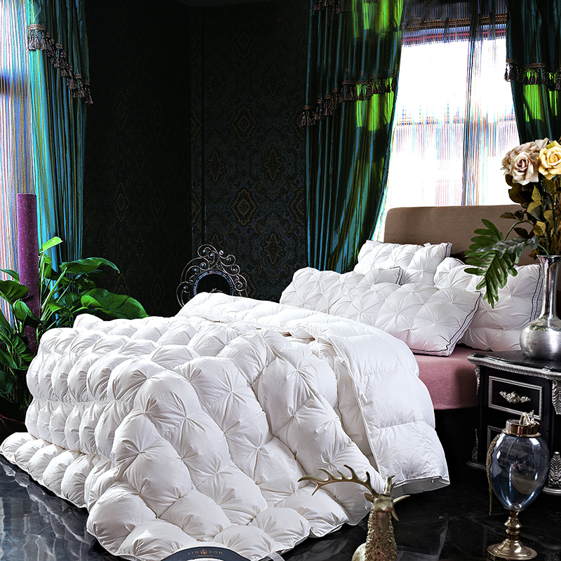 100% Goose Down Duvet