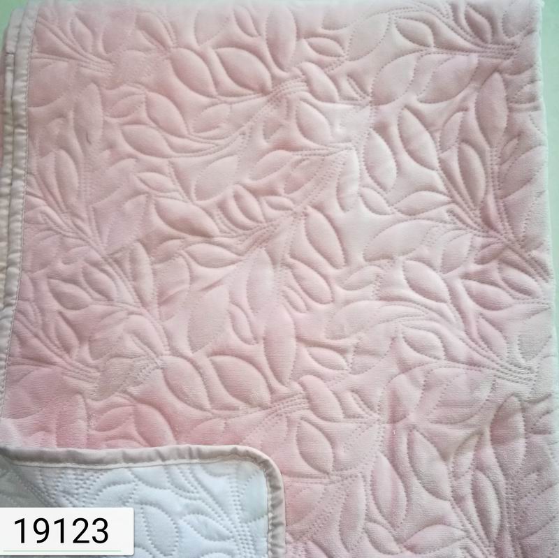 Pinsonic Quilting Microfiber Quilt