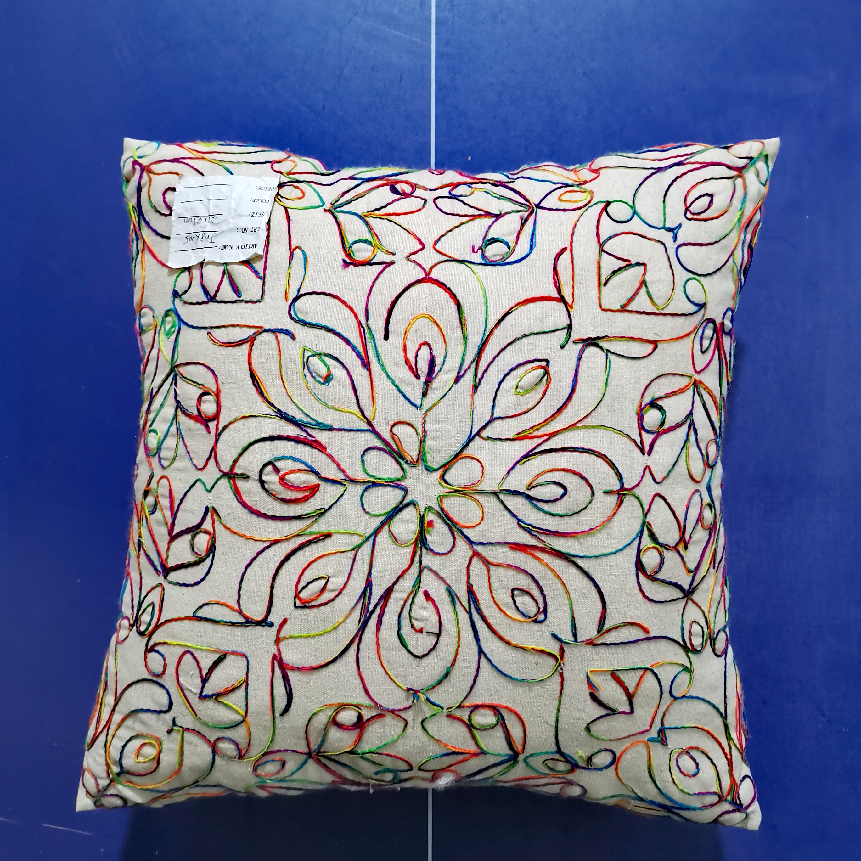 100% Polyester Embroidered Cushion