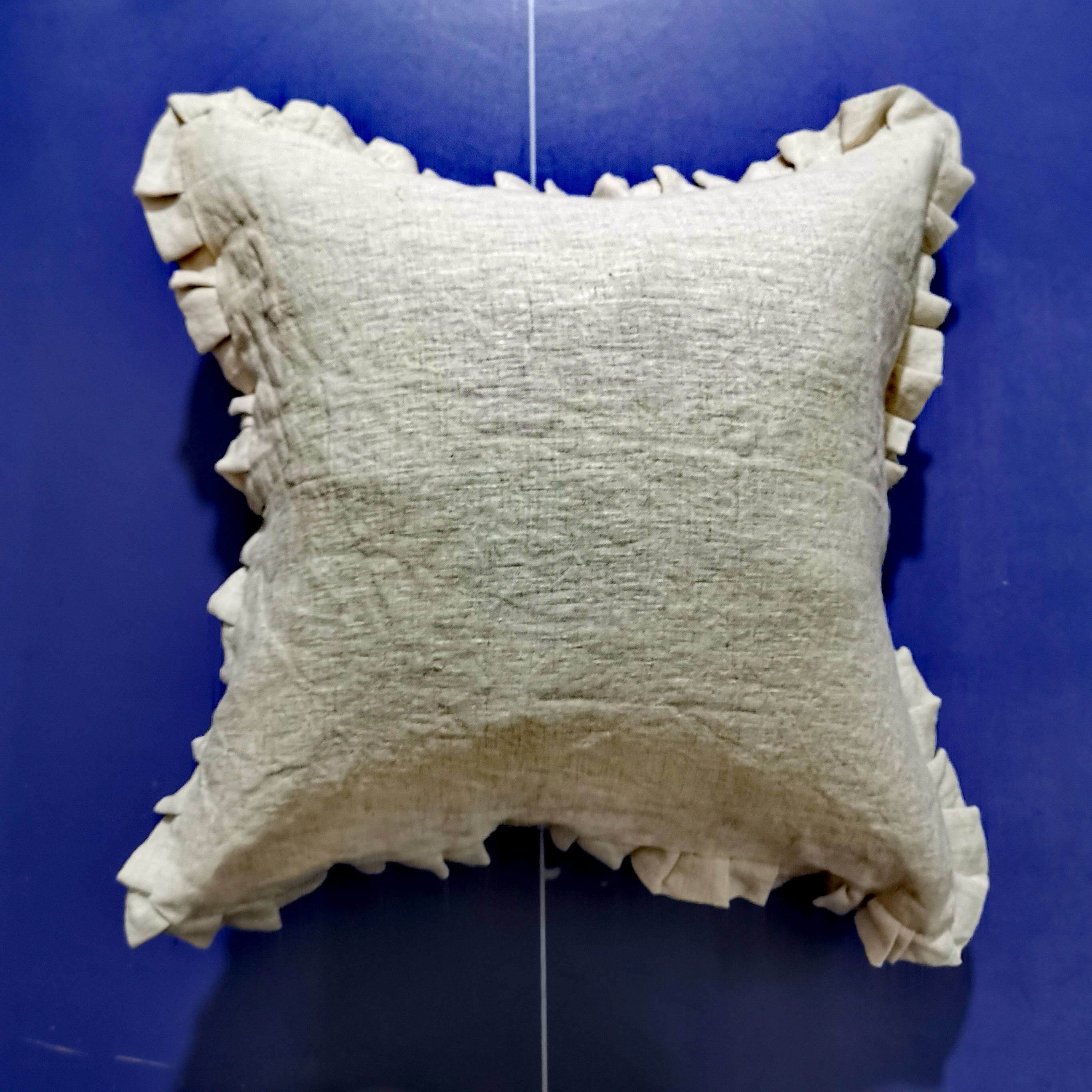 100% Linen Solid Fabric Ruffle Cushion
