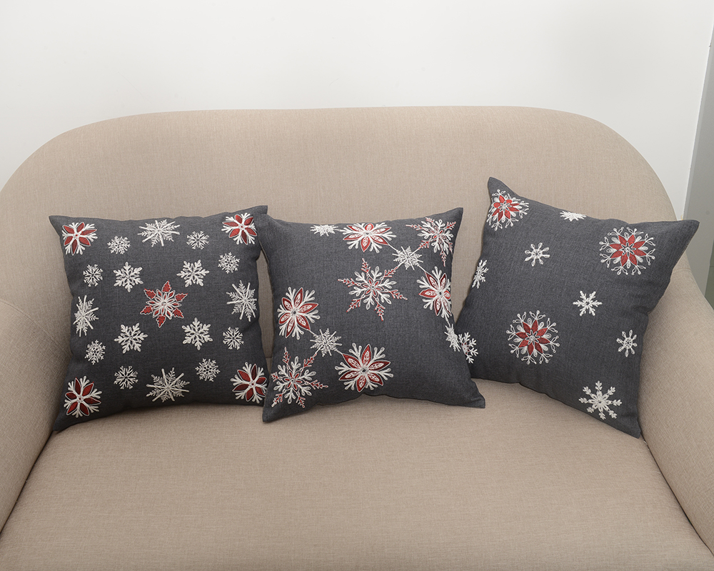Exquisite Rope Embroidery Winter Snowflake Christmas Decoration Cushion Throw Pillow