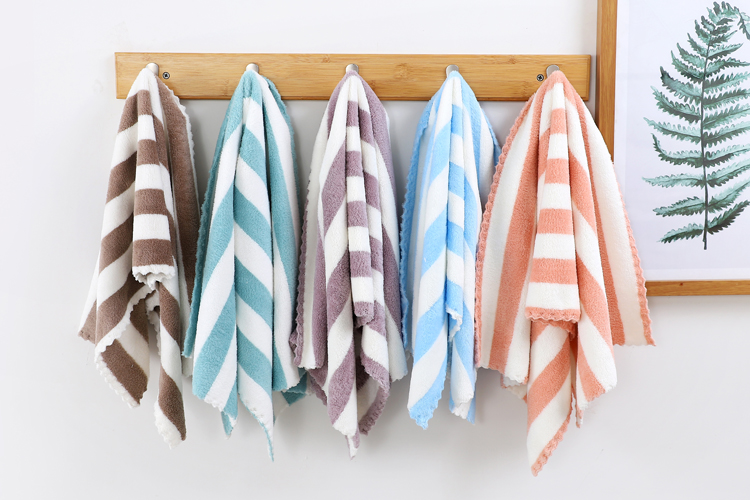 Microfiber Bath Towel