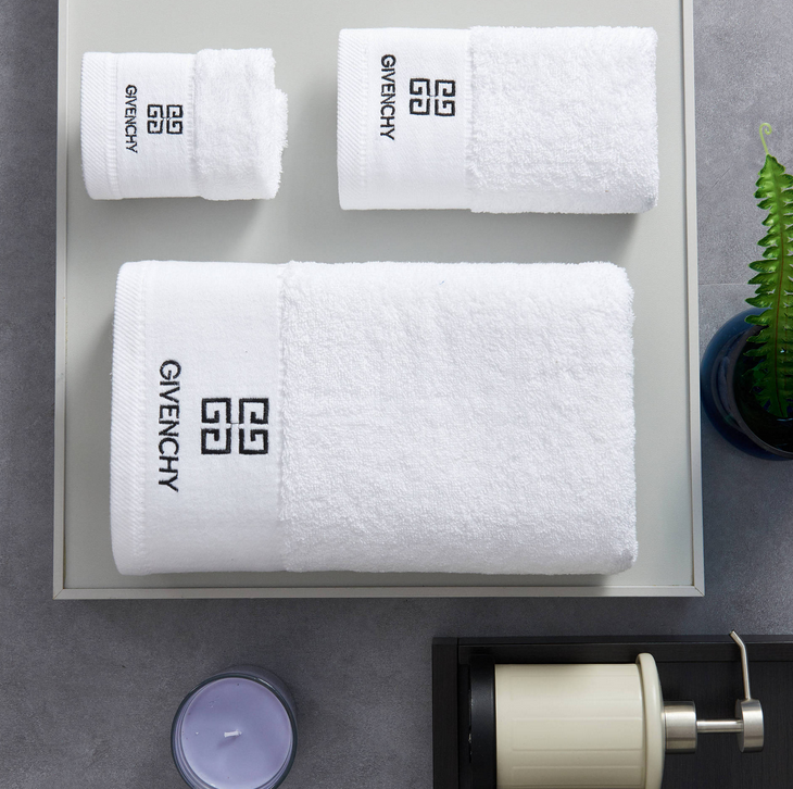 100% Cotton Hotel Towel