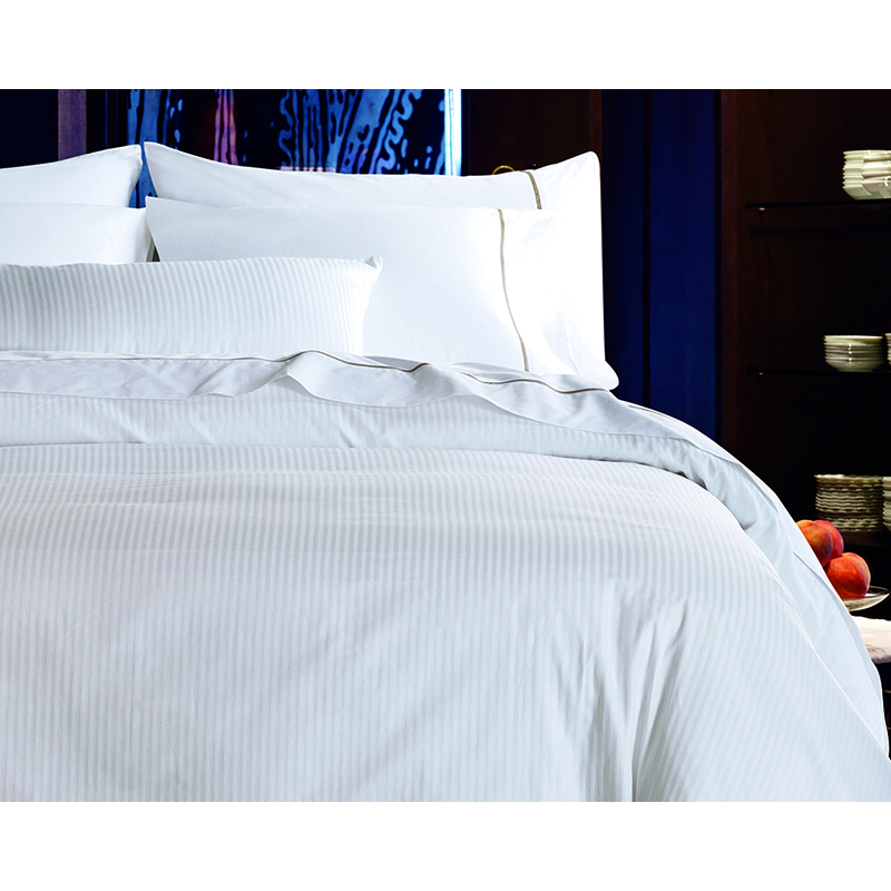 Sateen Plain Duvet Cover with Classic Star Hotel Style Piping