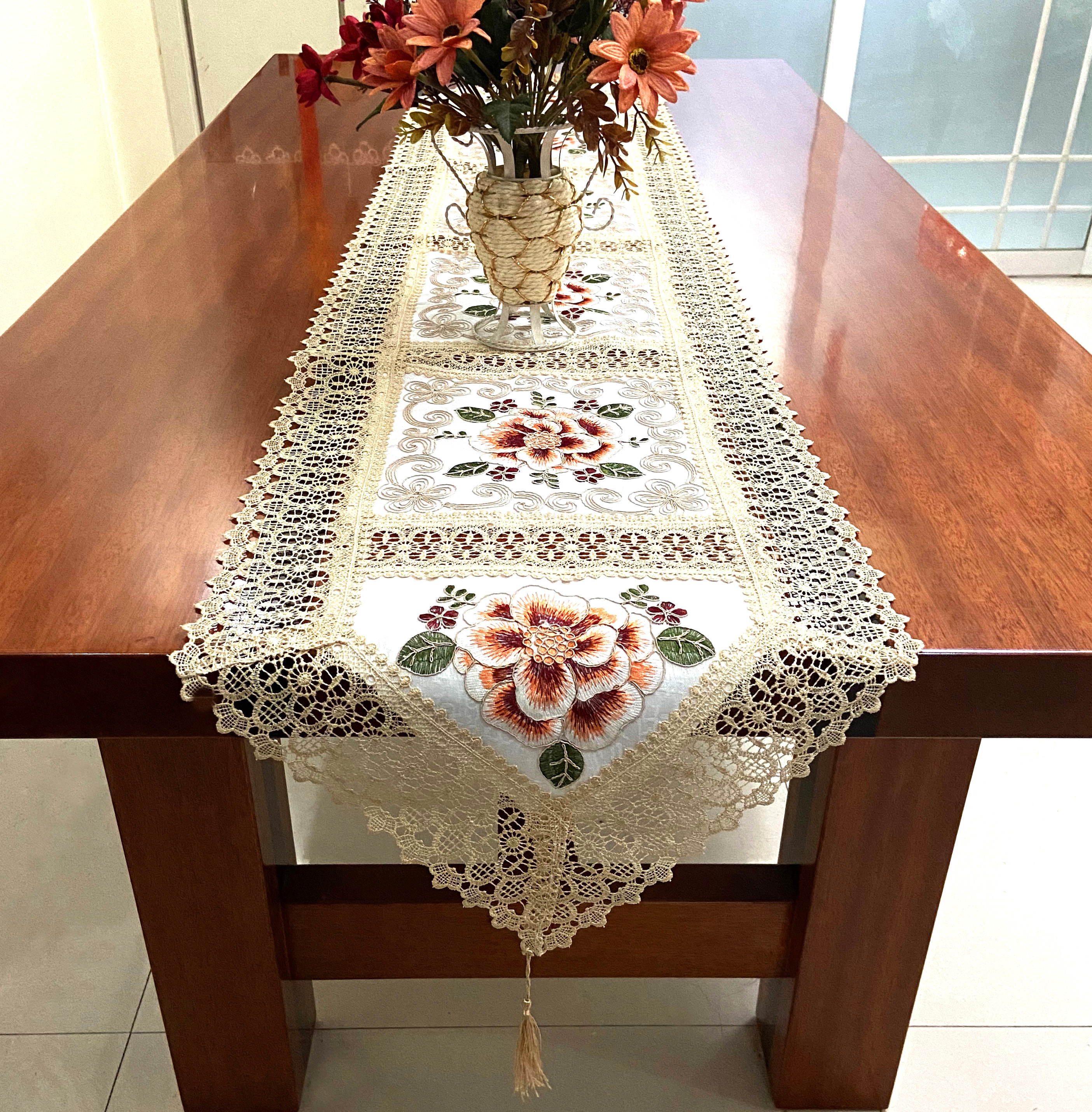 Table flag with bark cloth and lace