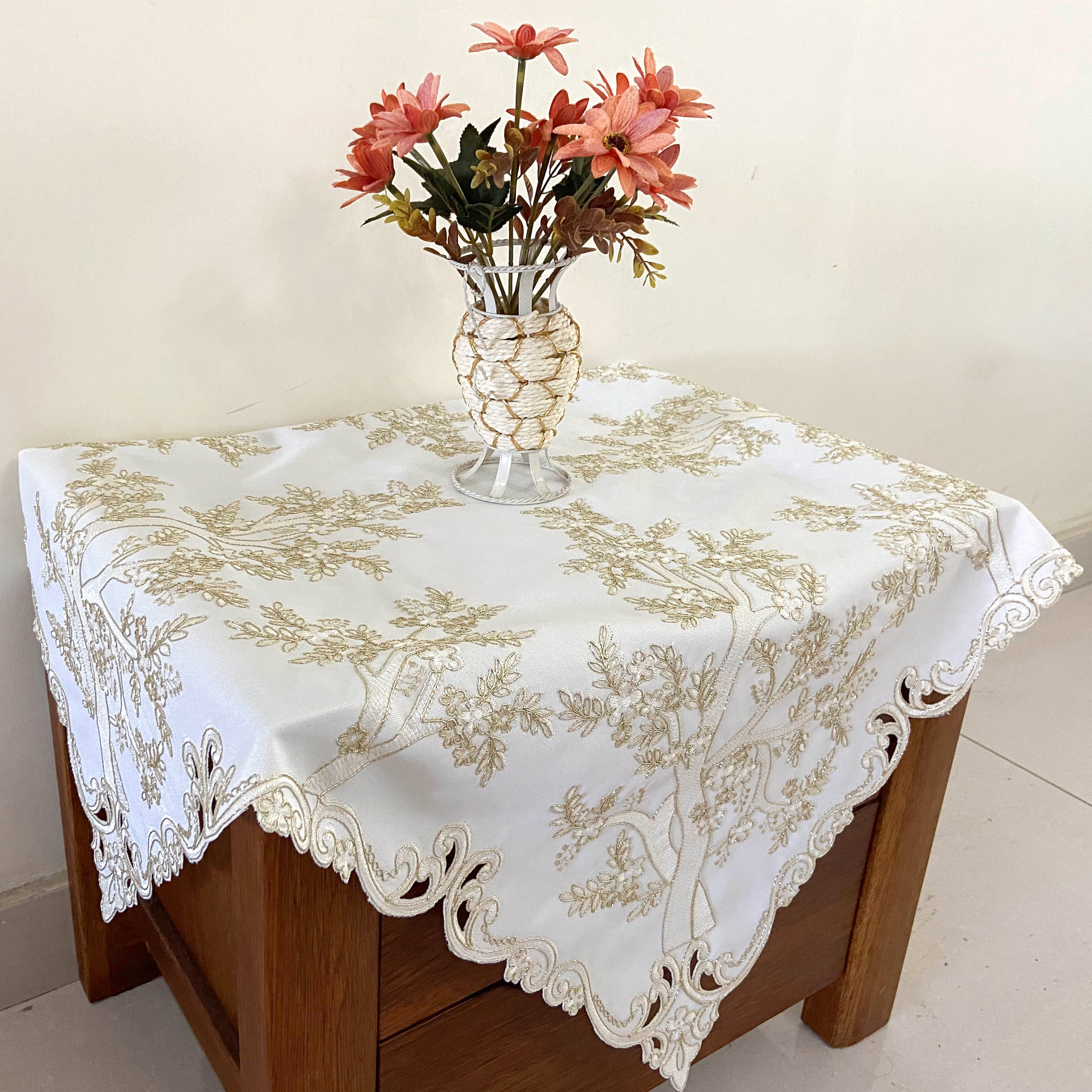 Cationic Cloth Rope Embroidered Tablecloth