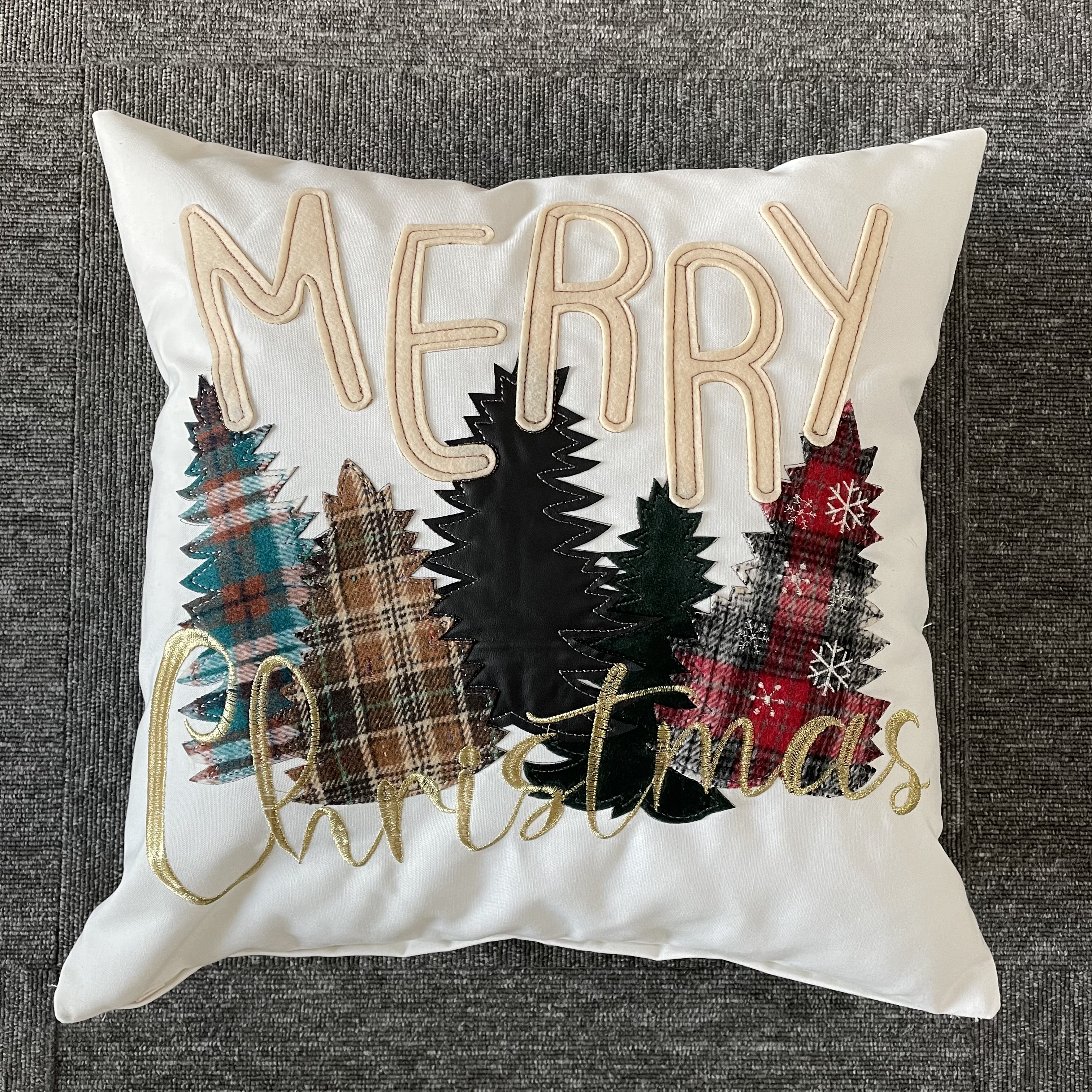 Christmas Tree Embroidery Patch Cushion