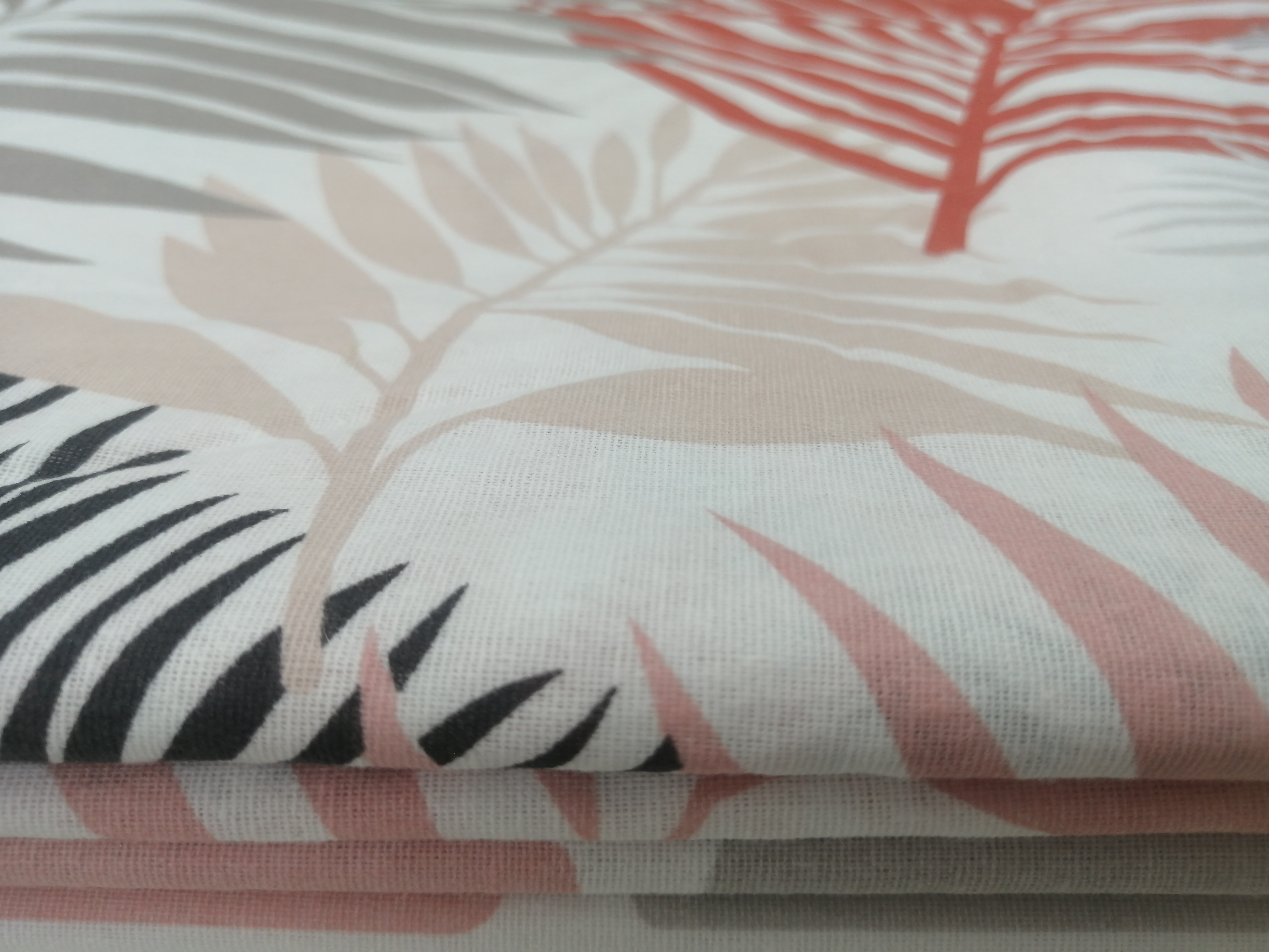 100% Cotton Plain Weave Fabric