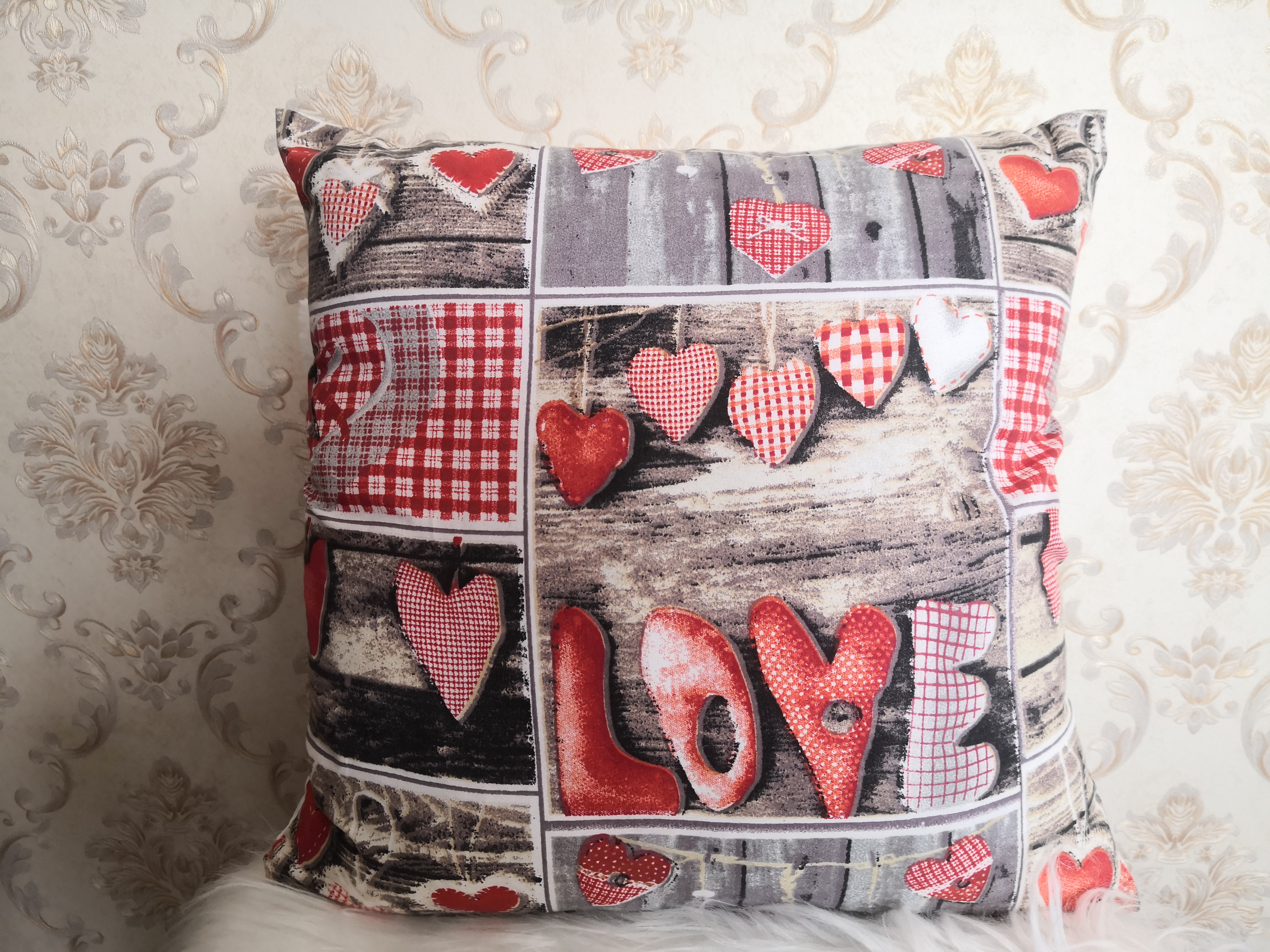 Luxury Artificial Furry Pillow Cover for Sofa or Bedding