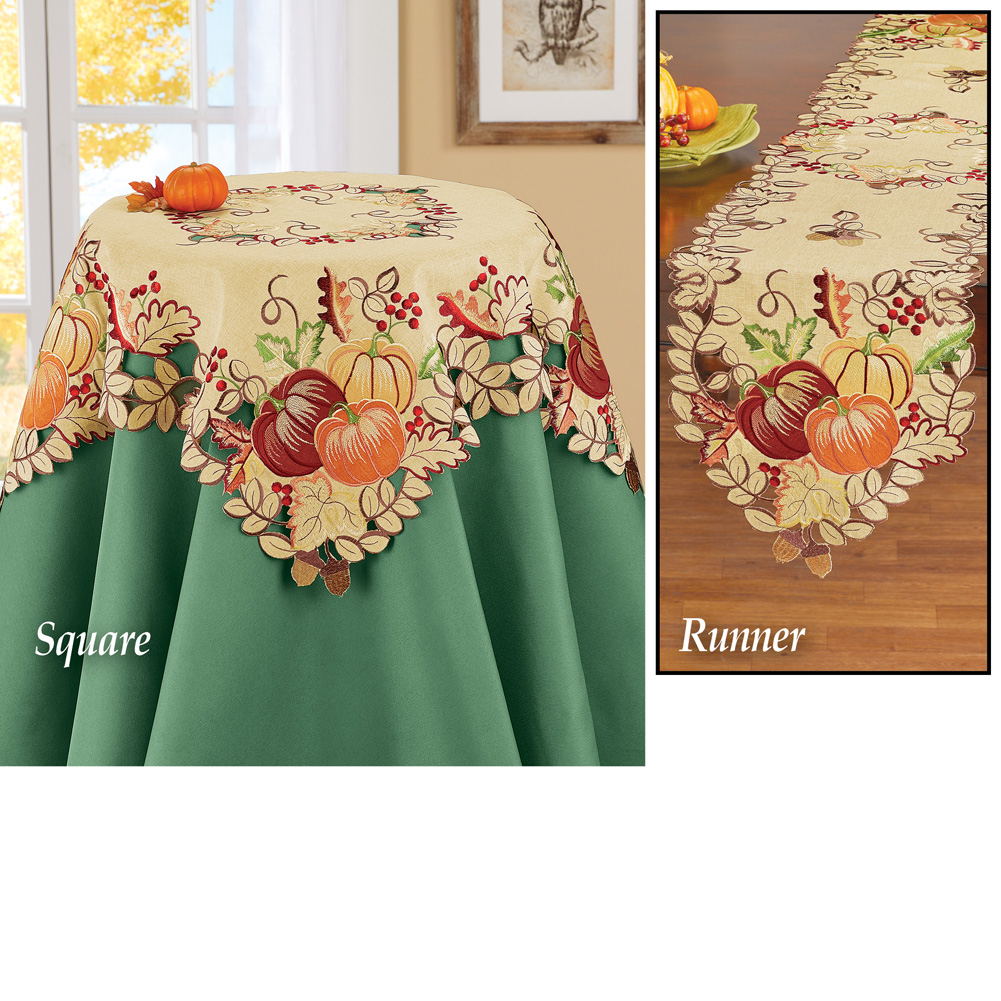 Tablecloth, Runner, and Placemat