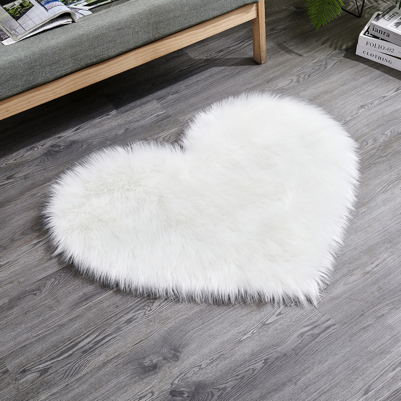 Heart-shaped Imitation Wool Rug