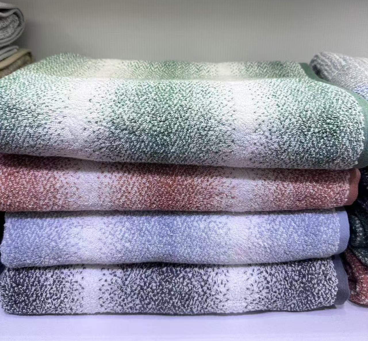 Yarn Dyed Cotton Bath Towel with Jacquard and Dobby Designs