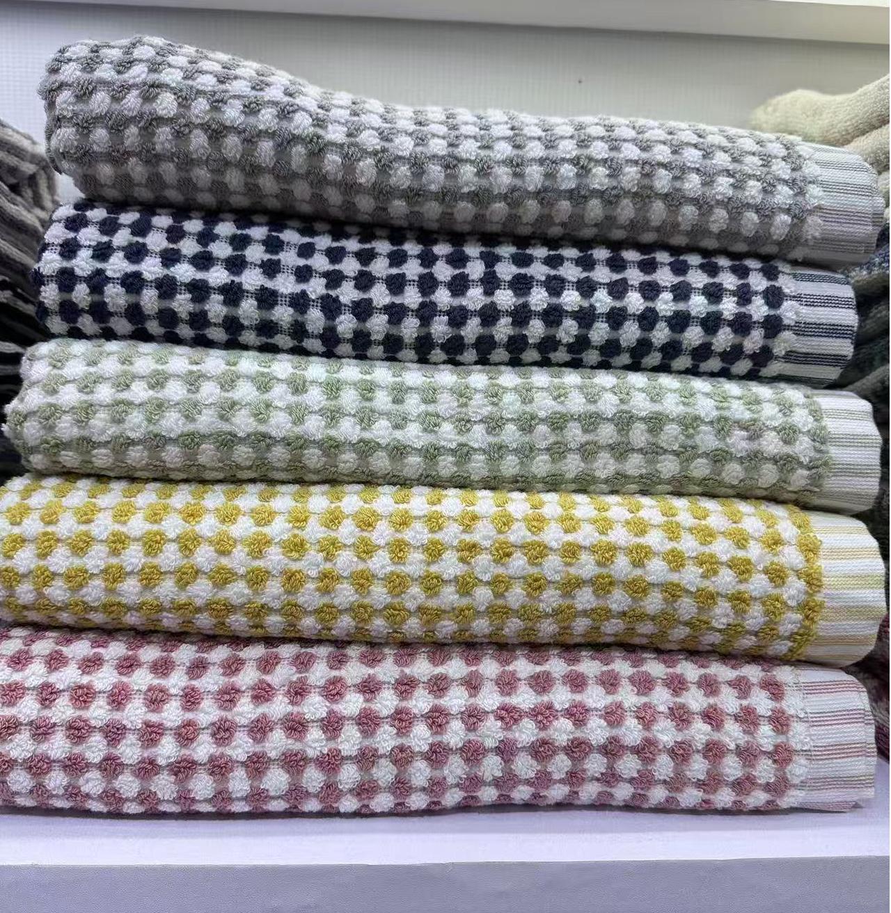 Yarn Dyed Cotton Bath Towel with Jacquard and Dobby Designs