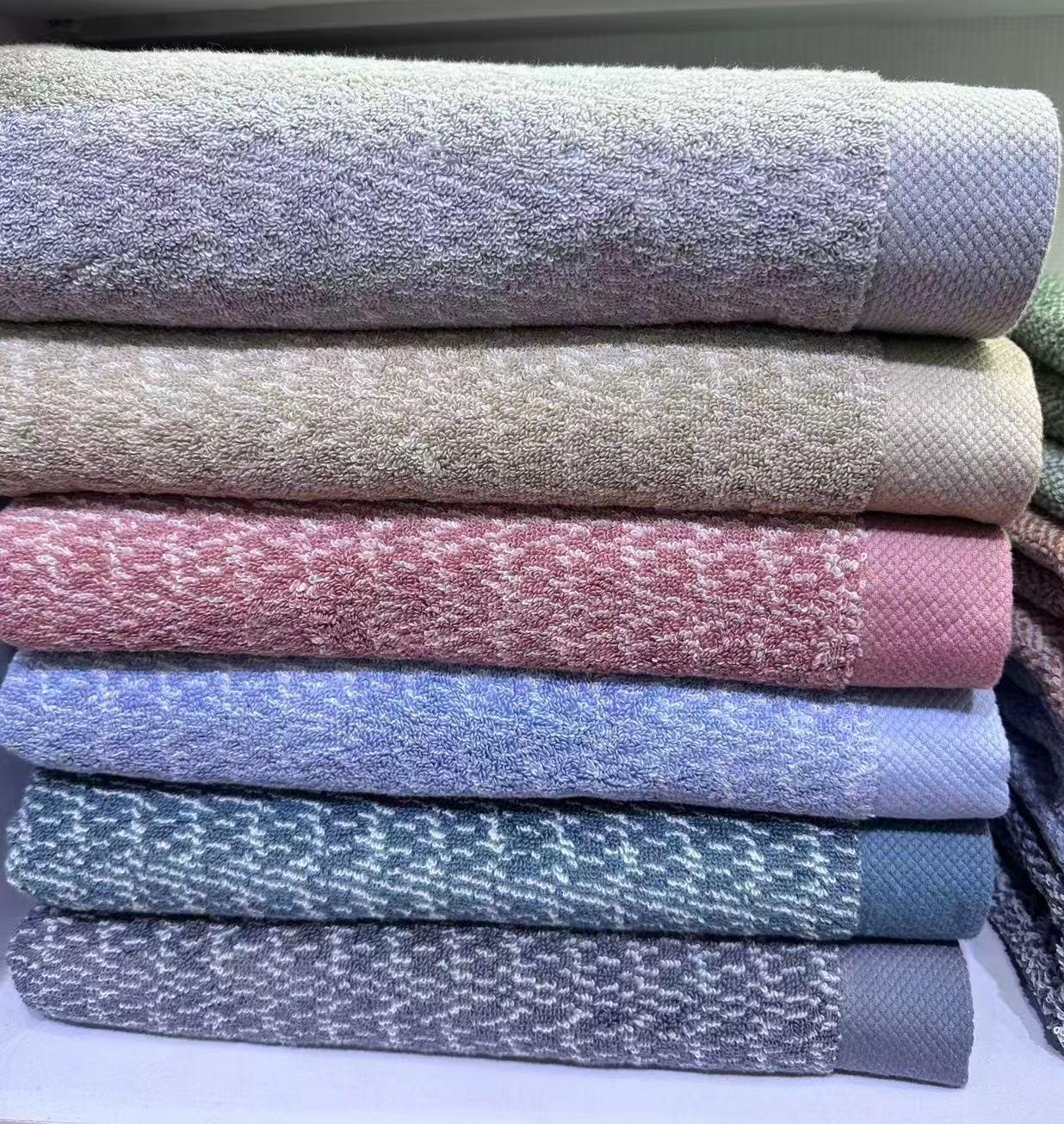 Yarn Dyed Cotton Bath Towel with Jacquard and Dobby Designs
