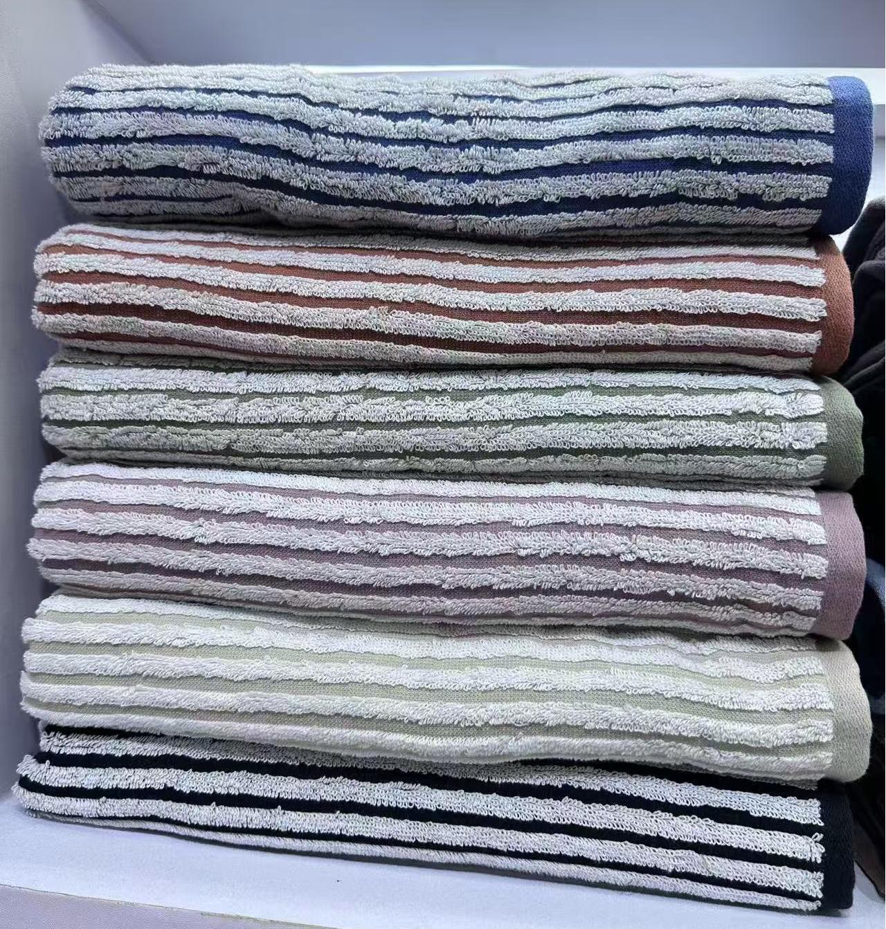 Yarn Dyed Cotton Bath Towel with Jacquard and Dobby Designs