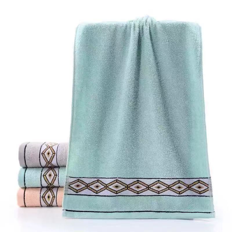 Absorbent Cotton Bath Towel for Home, Hotel, and Salon Use