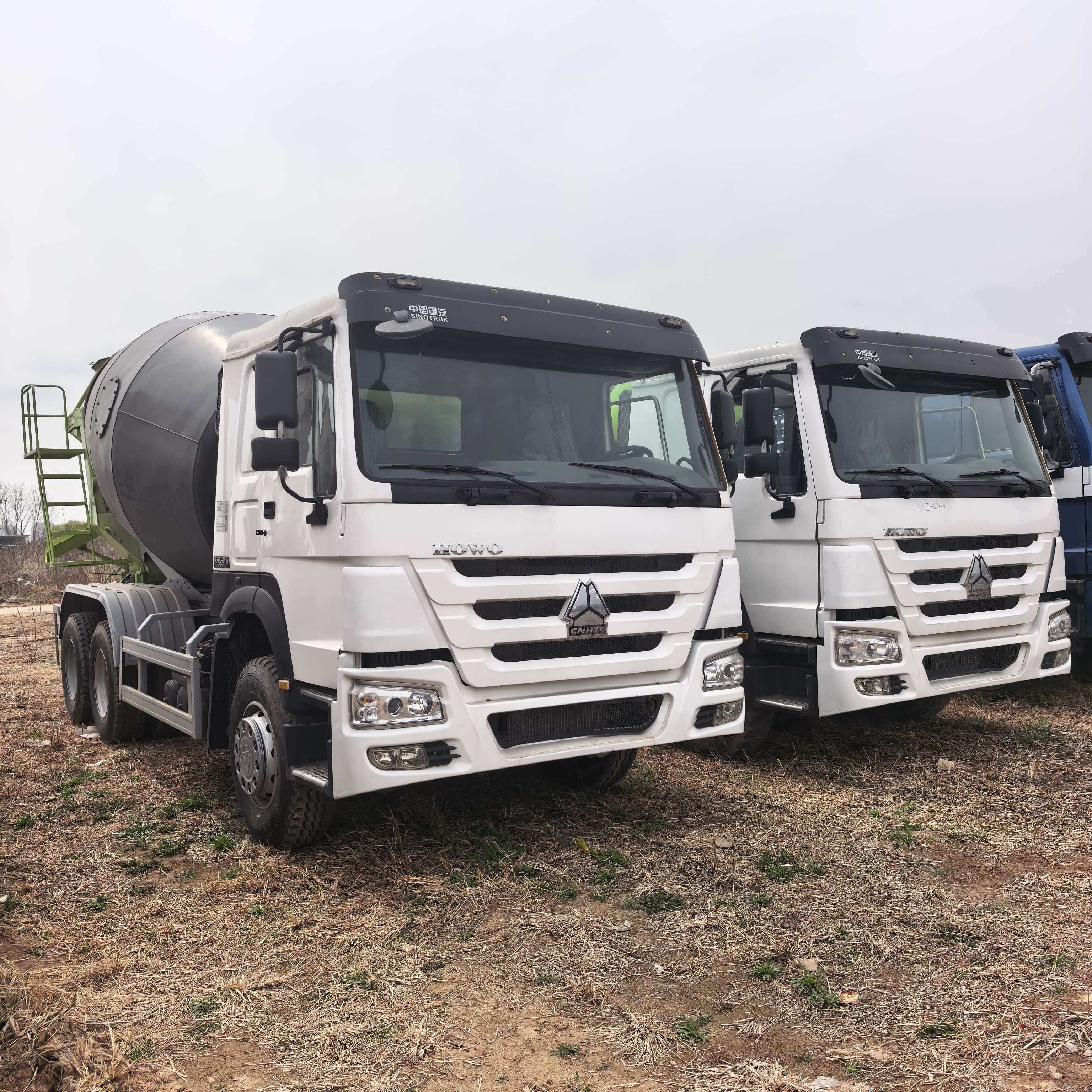 Exported Howo 6x4 Mixer Truck with HW76 Cab and WP10 Engine