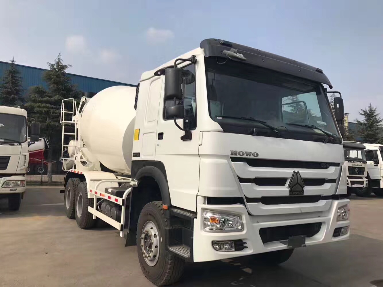 Sinotruk HOWO 6x4 371HP 12m3 Concrete Mixer Truck