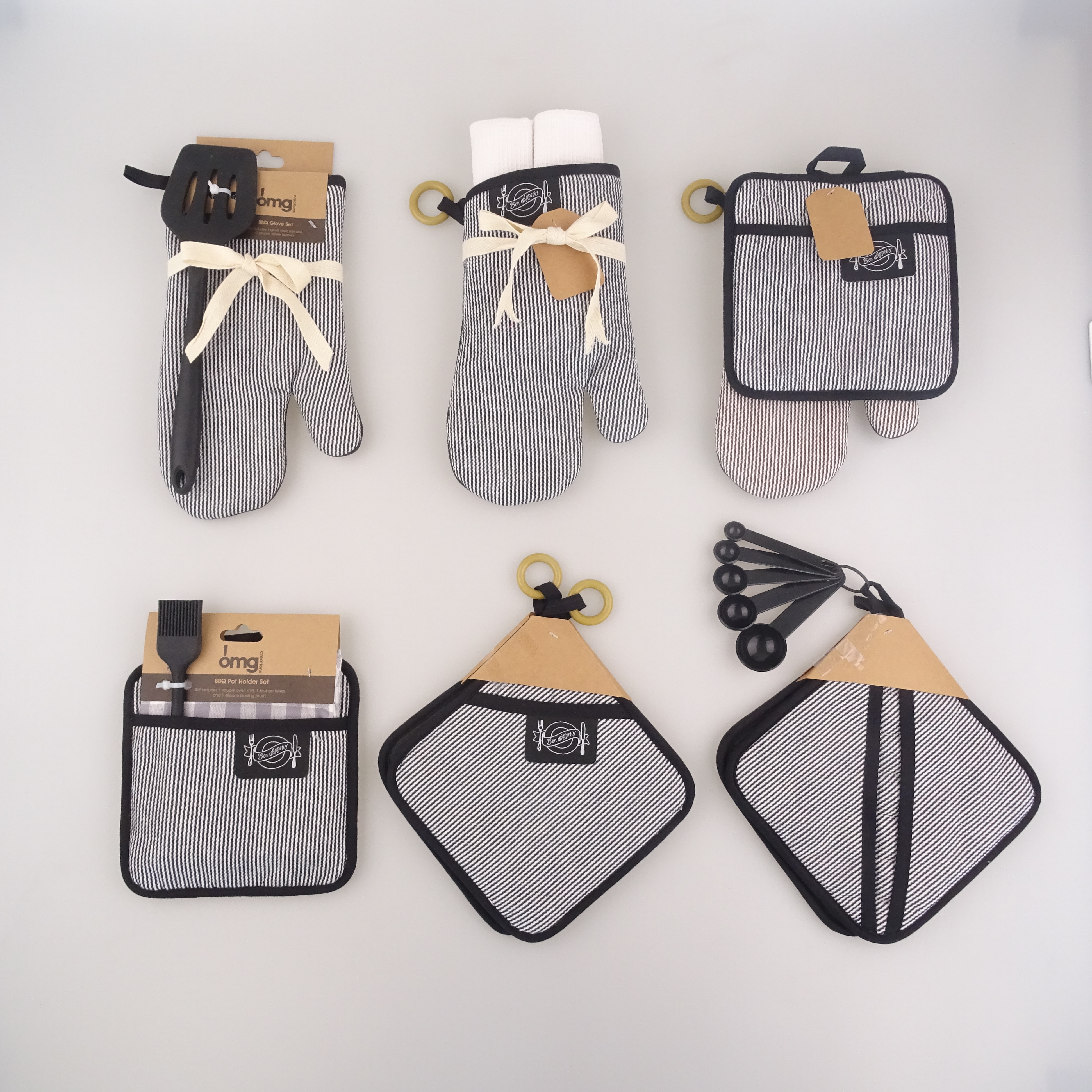 Towel and Apron Set with Silicone Knife