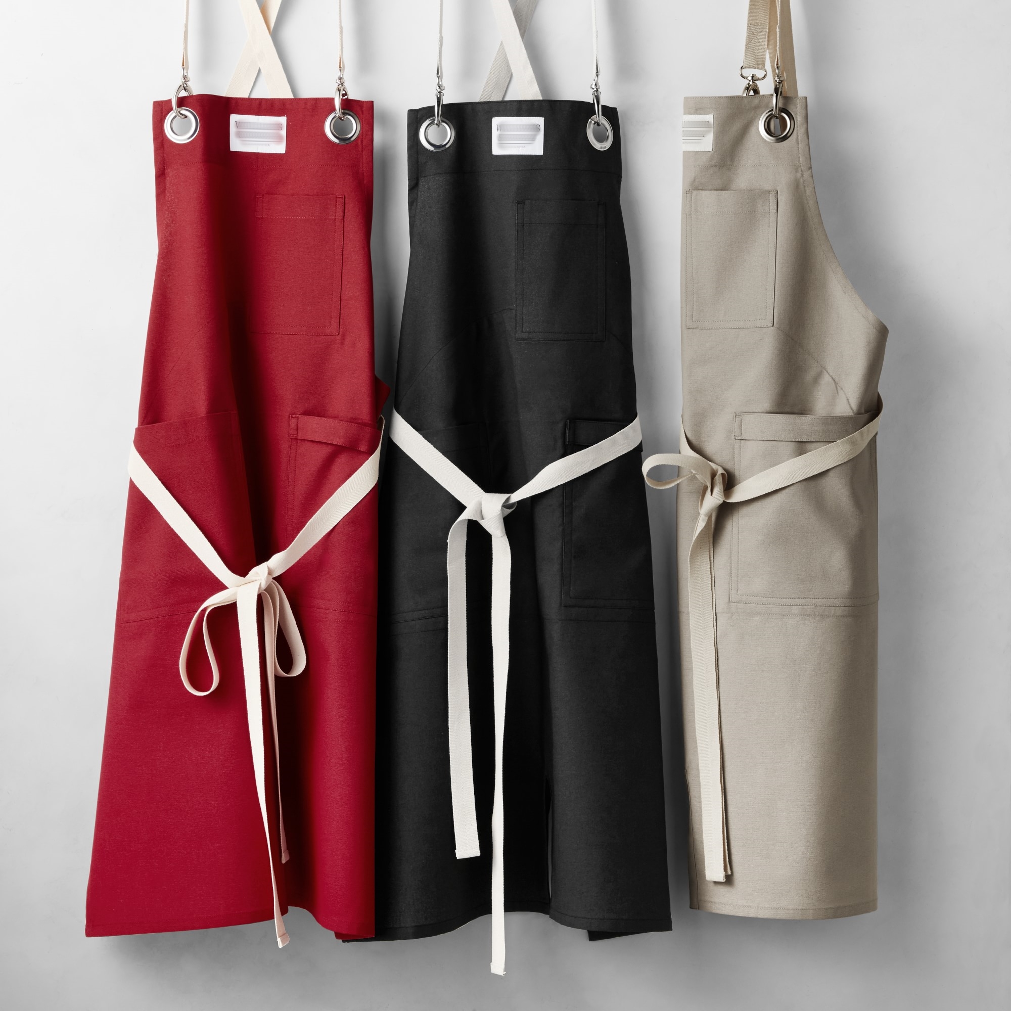 Durable Denim and Cotton Canvas Aprons for Various Industries