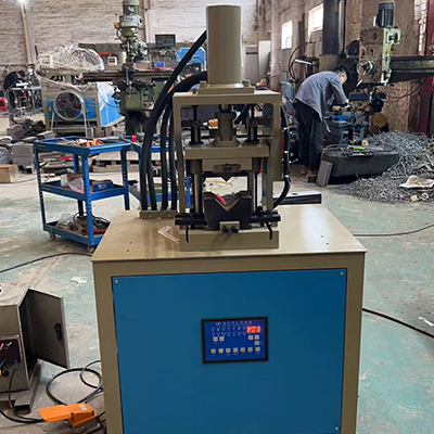Pipe Notching Machine