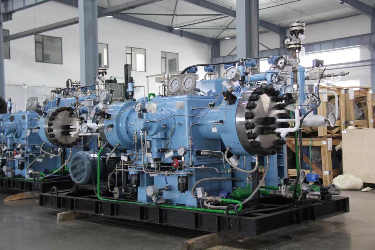 Air-Cooled Cryogenic Compressor for LNG, LPG, CH2, and N2O