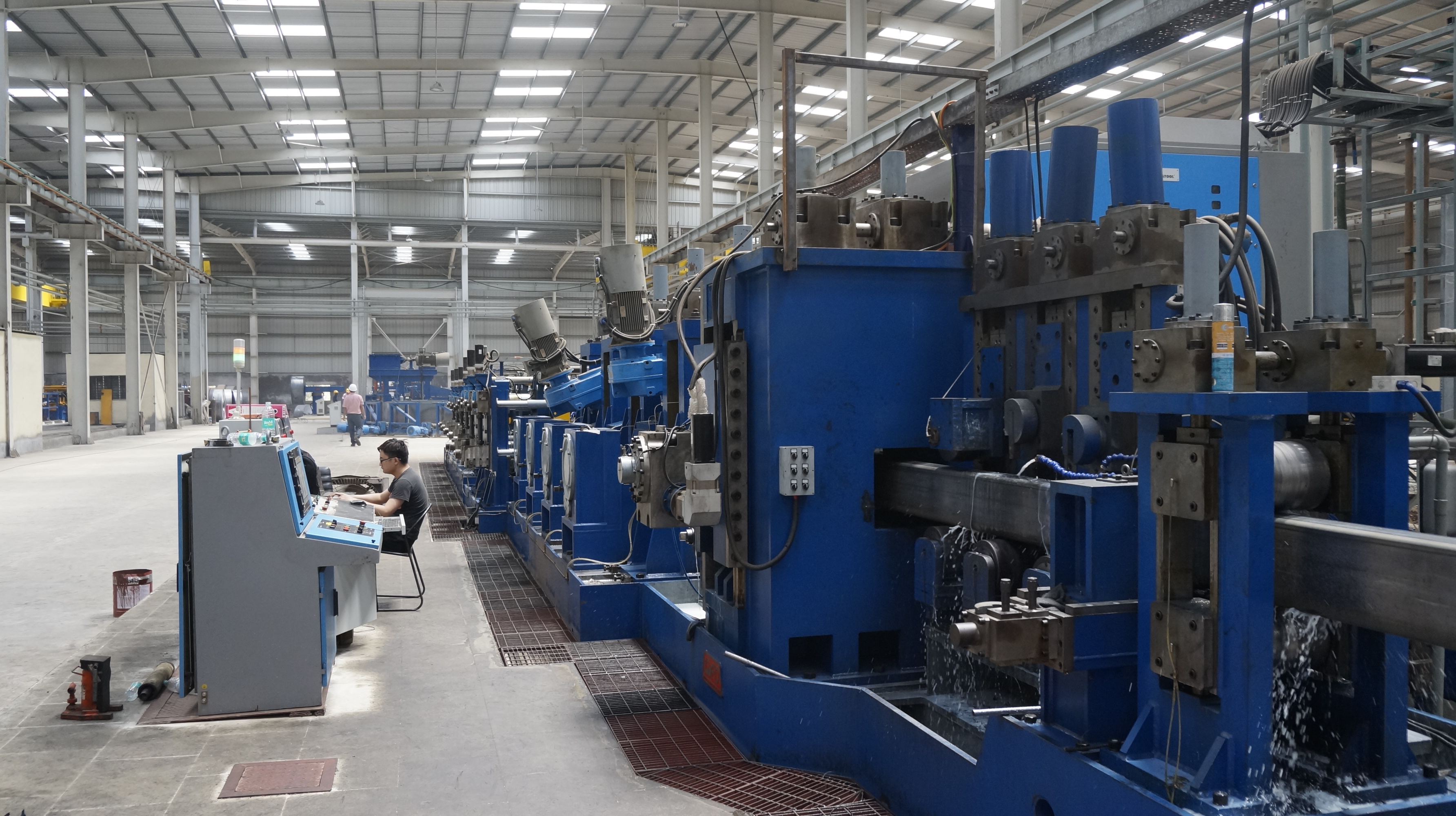 Automatic Square and Rectangular Pipe Forming Machine