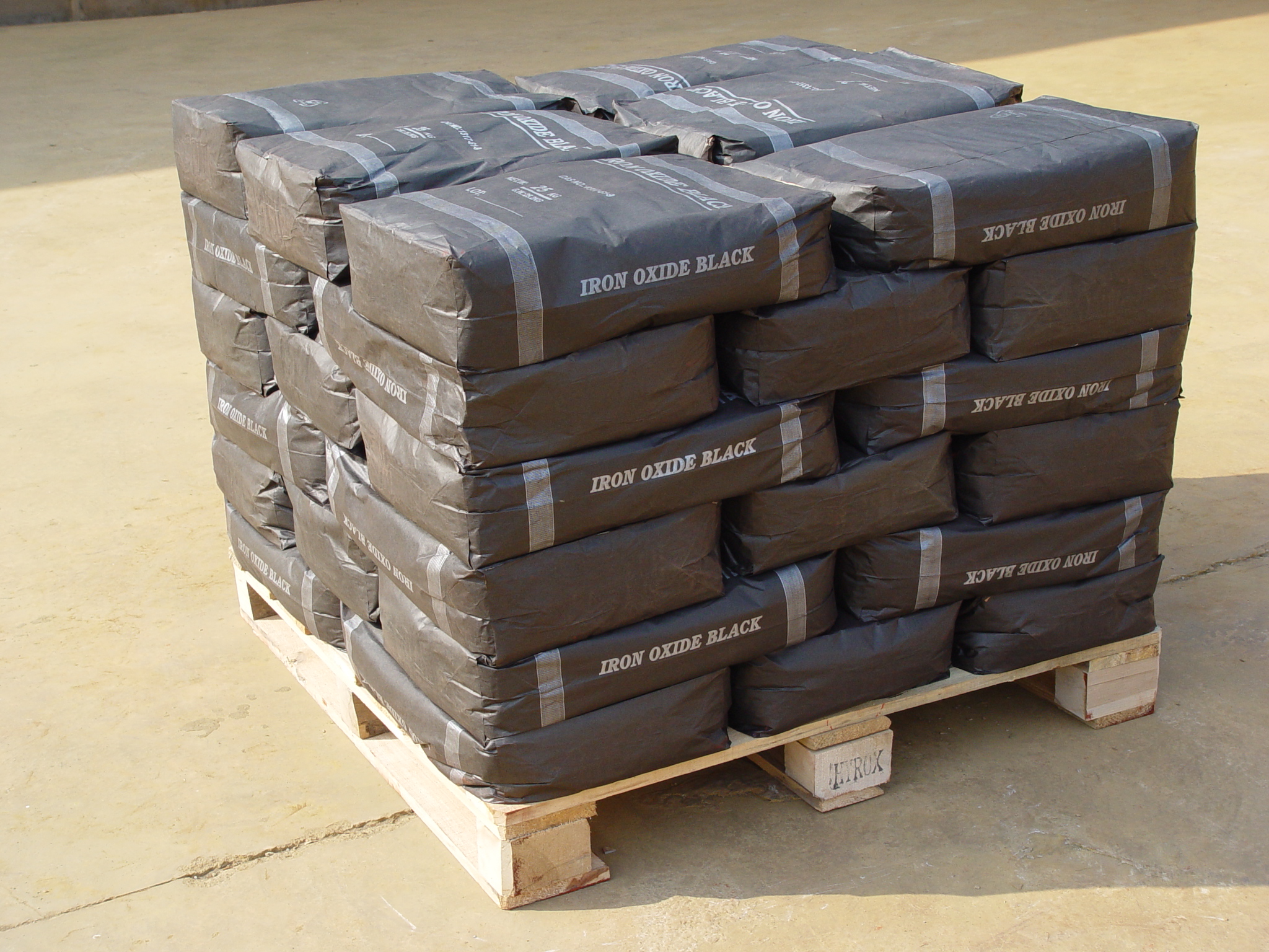 Iron Oxide Black 318