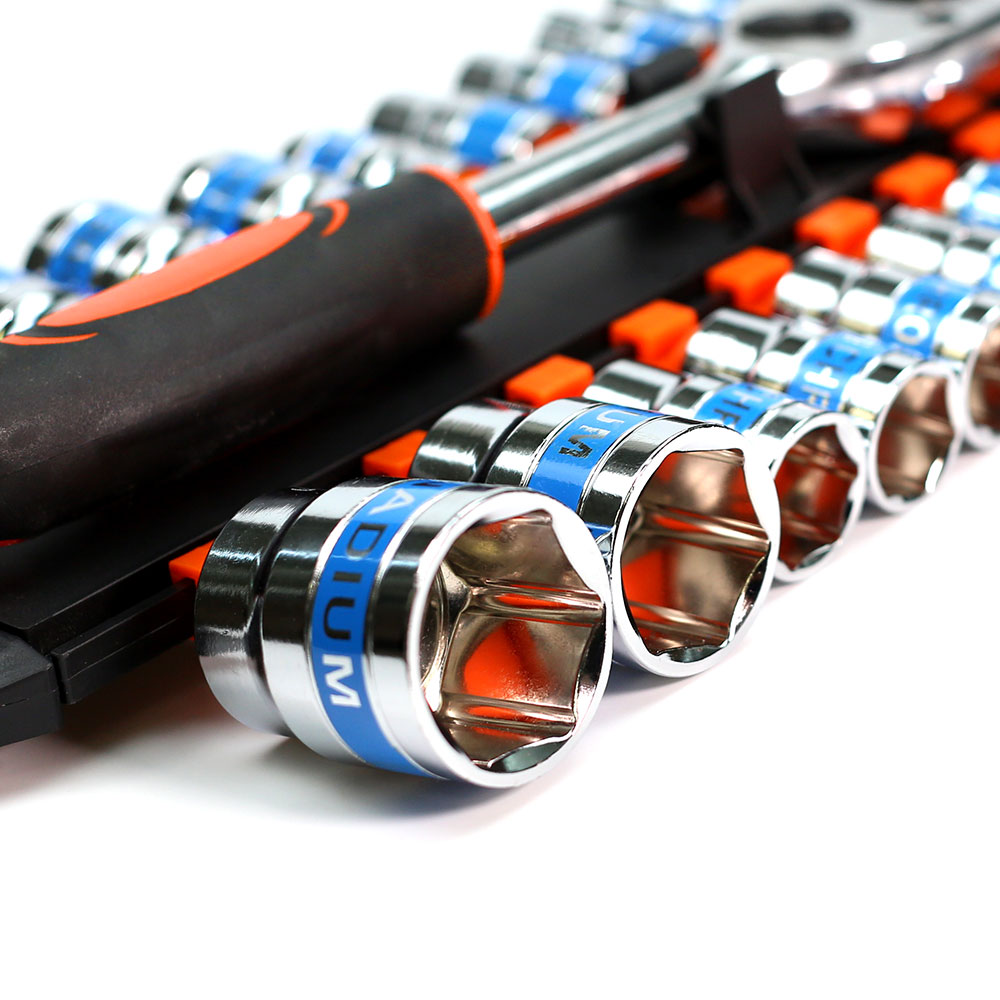 19-piece 1/2-inch ratchet handle and socket set