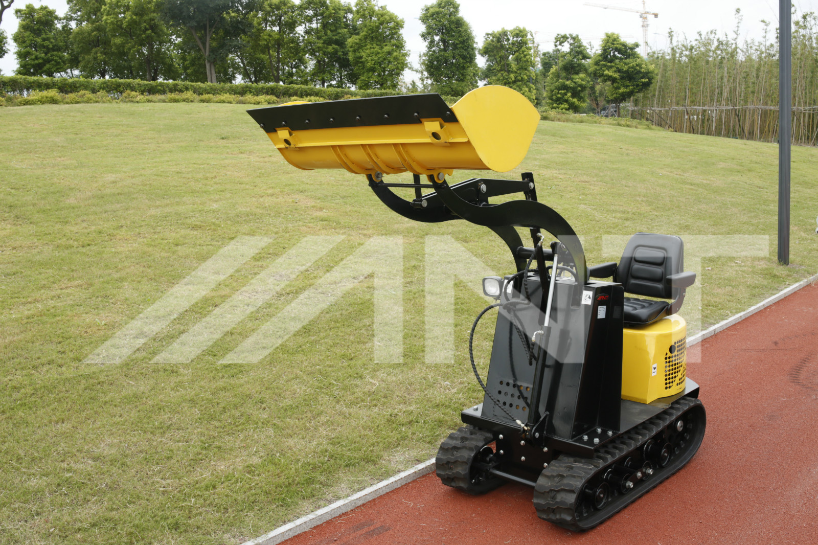 ANT Z400Z Mini Loader with Imported Hydraulic System