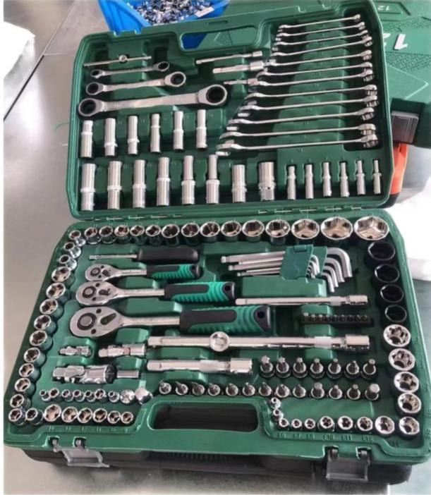 151-Piece Auto Repair Tool Set with Sockets and Wrenches
