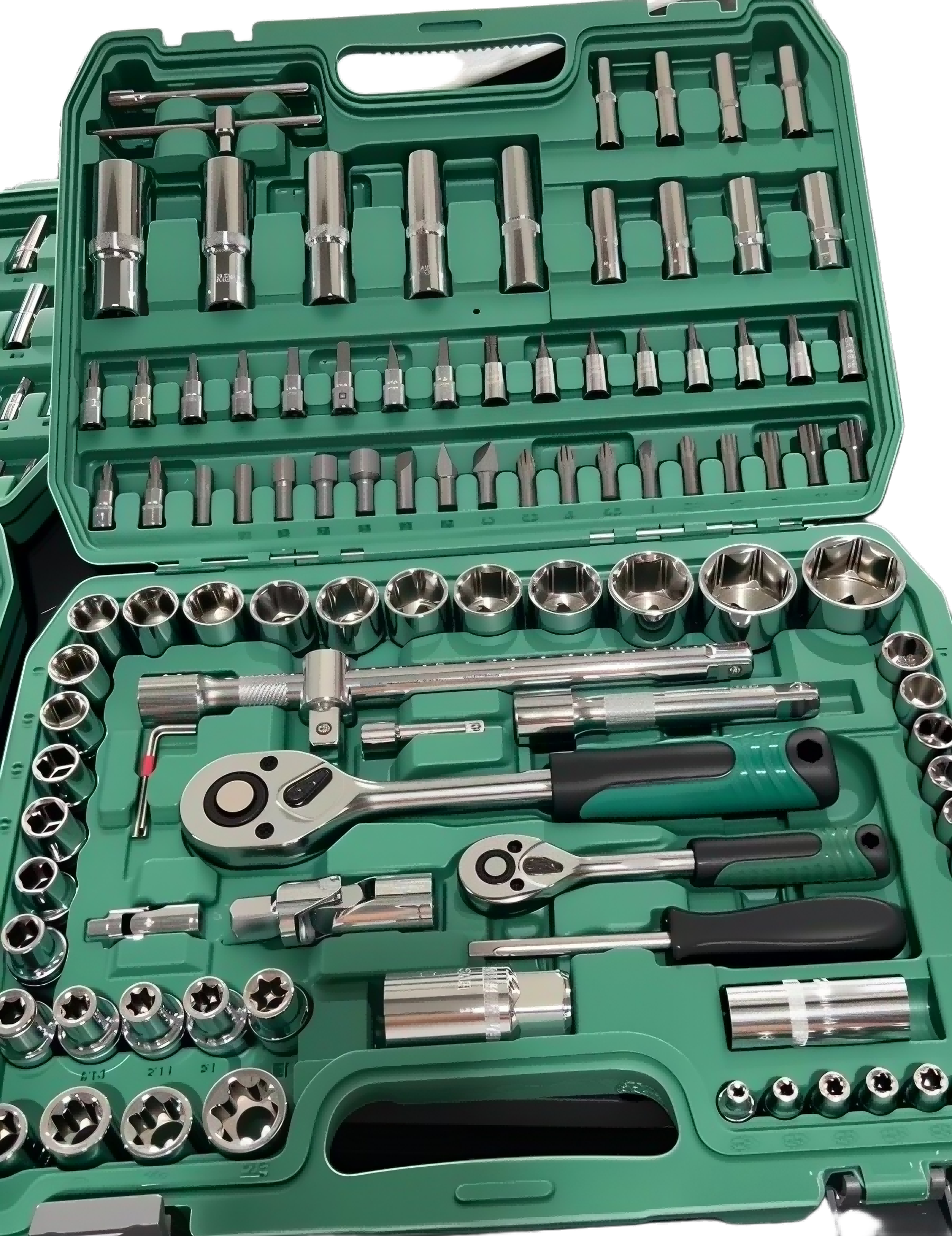 108 Piece Auto Repair Tool Set