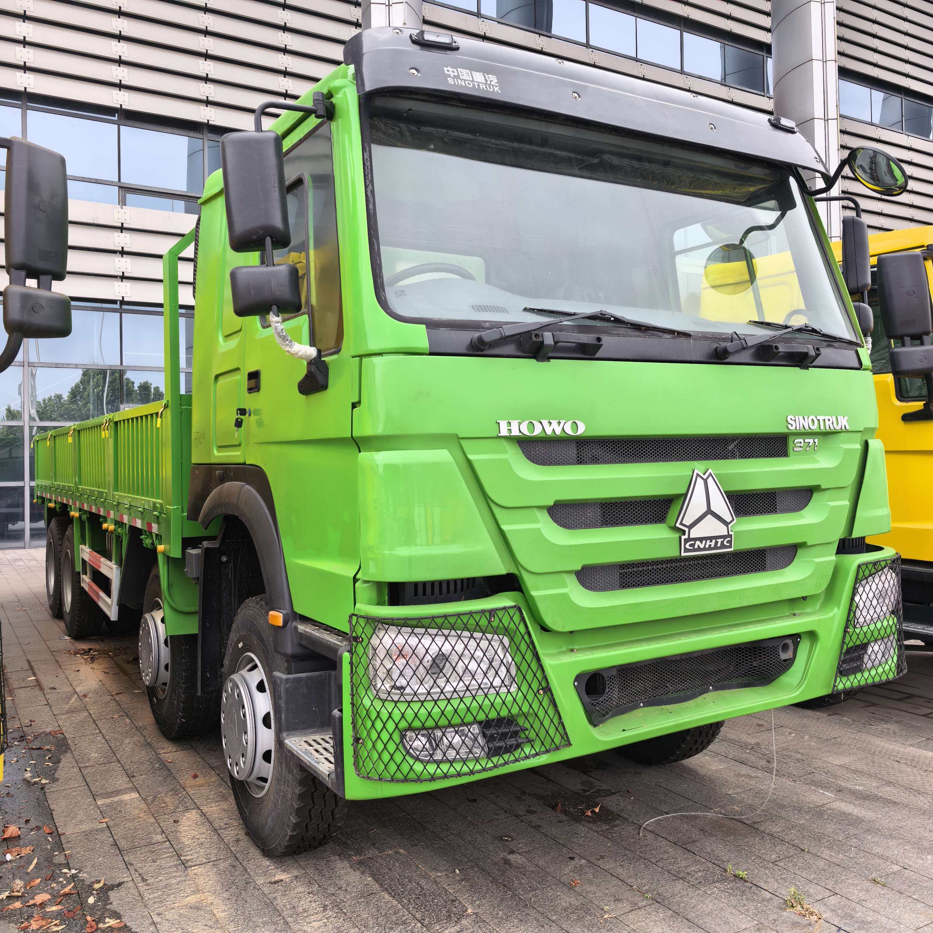 Export Howo 8x4 Trucks with Weichai Engines