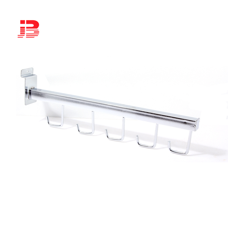 Slatwall bracket with 5 hooks