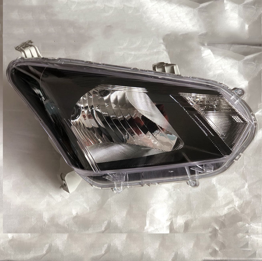 ISUZU D-MAX 2020 Car Headlight Assembly