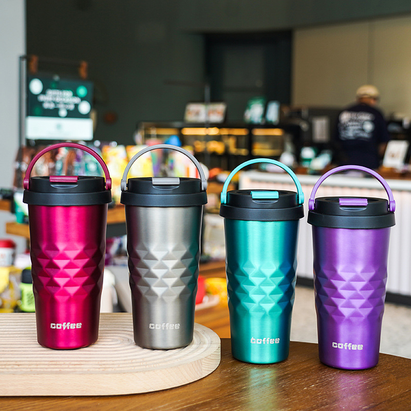 Stainless steel insulated coffee cup with diamond pattern