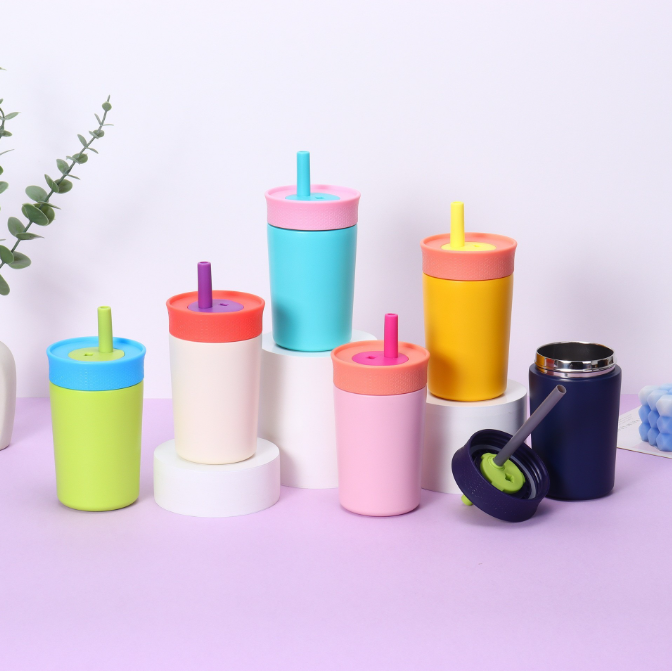 Double-Layer BPA-Free Stainless Steel Vacuum Cup for Children with Spill-Proof Lid and Flexible Straw